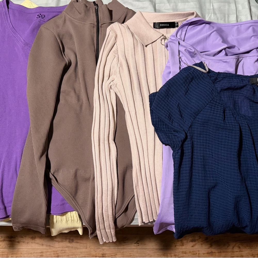 Clothing Bundle Women - image 4